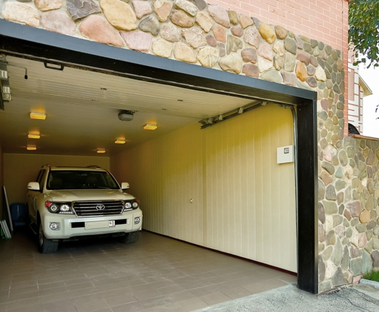 Подъемные ворота в Тбилисской