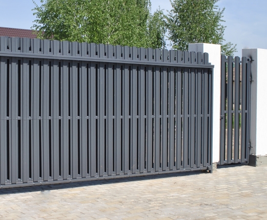 Ворота из штакетника в Тбилисской