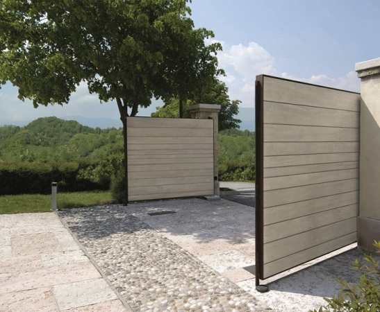 Въездные ворота в Тбилисской