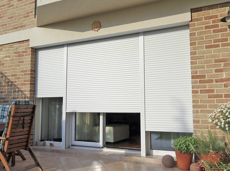 На двери в Тбилисской