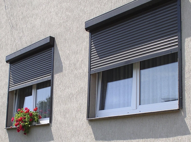 На окна в Тбилисской