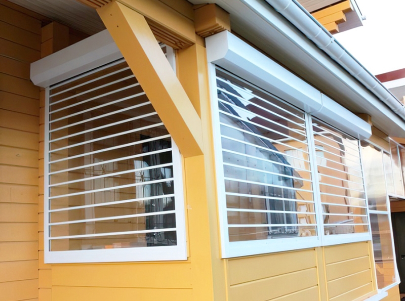 Прозрачные в Тбилисской